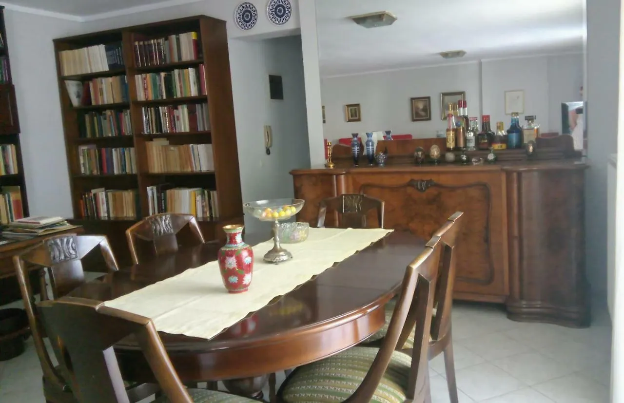 Apartment With Many Books Thessaloniki